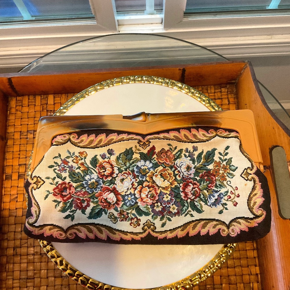 VTG Rare Tapestry Clutch Purse - Made in Hong Kong